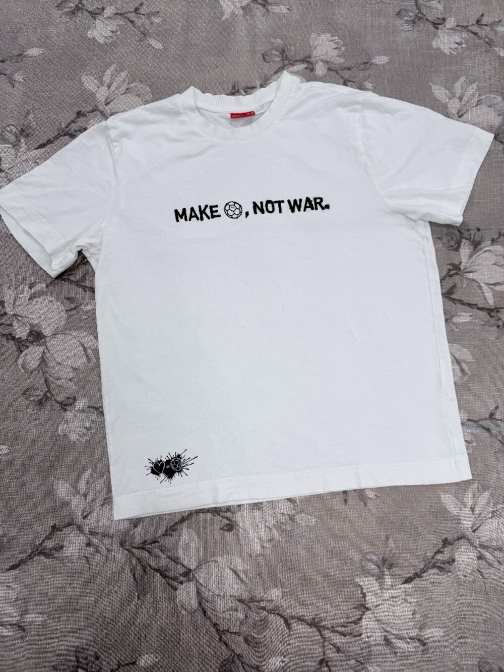 FIFA FANS!! Puma Make Ball Not War Graphic Tee White Soccer T-Shirt XL Unisex